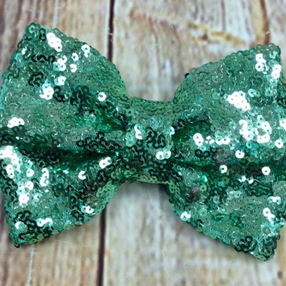 **PICK 3** BRAND NEW HANDMADE Sequin Hair Bows - Picture 2 of 8